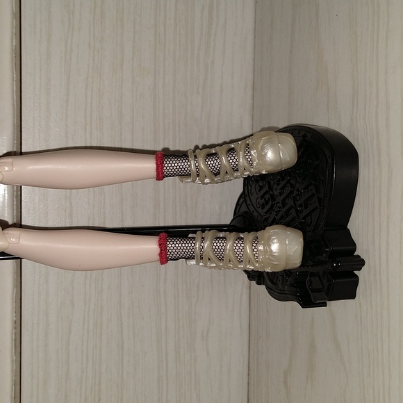 Monster High Ever After High Apple White Hat Tastic Party Mattel Doll - Picture 4 of 4